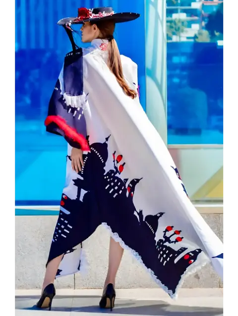 Maravilla Imperial | Robe kimono haute couture avec voile et cristaux Swarovski